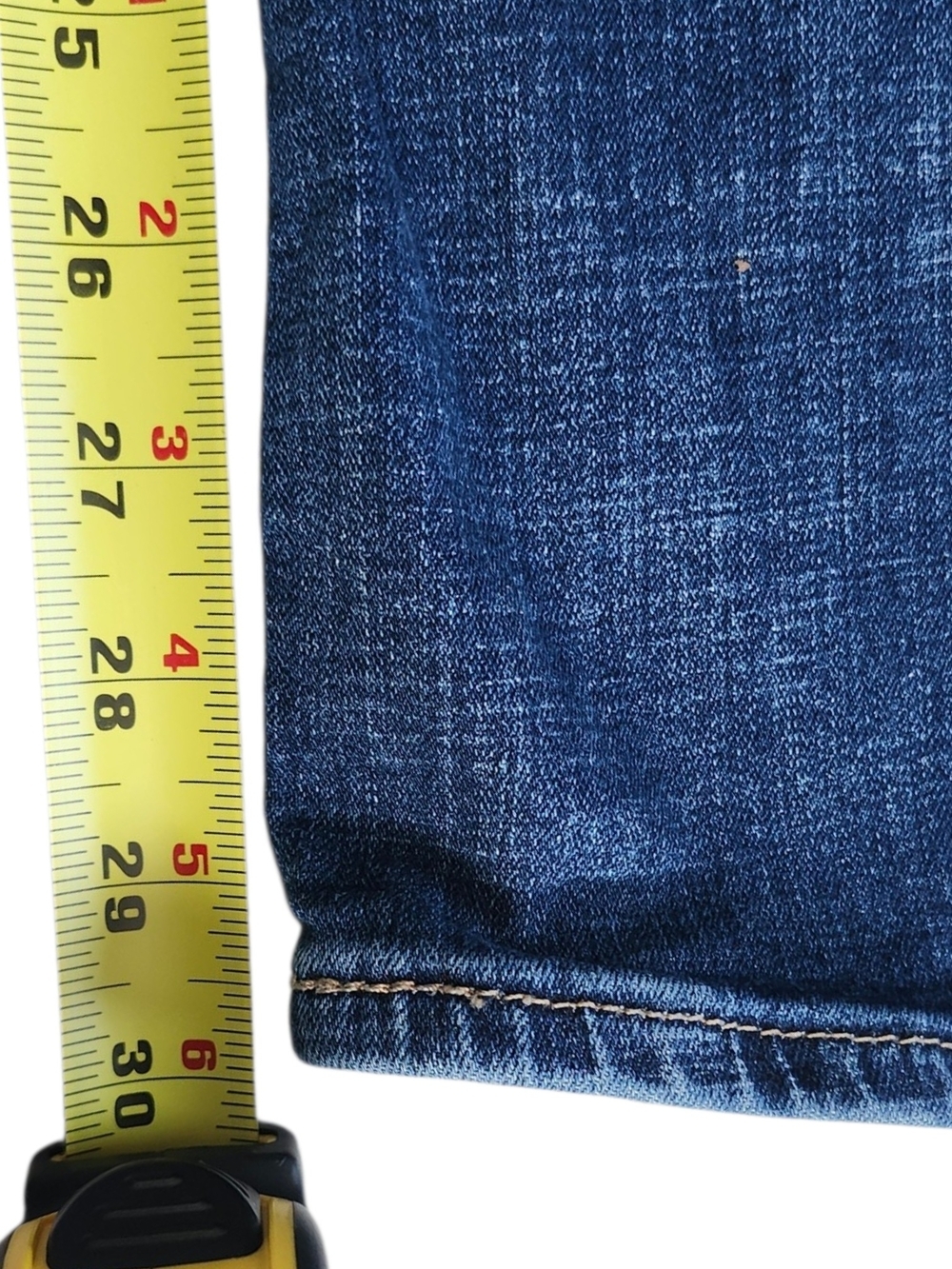 Levi's 725 High Rise Bootcut Jeans - Picture 6 of 6